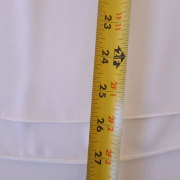 Elie Tahari Soft White Split Neckline Long Sleeve Blouse Size M - Picture 11 of 12